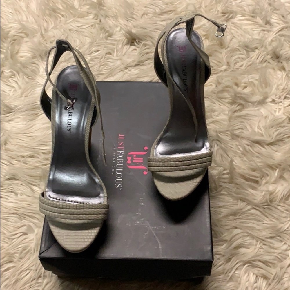 Gray wedge heels